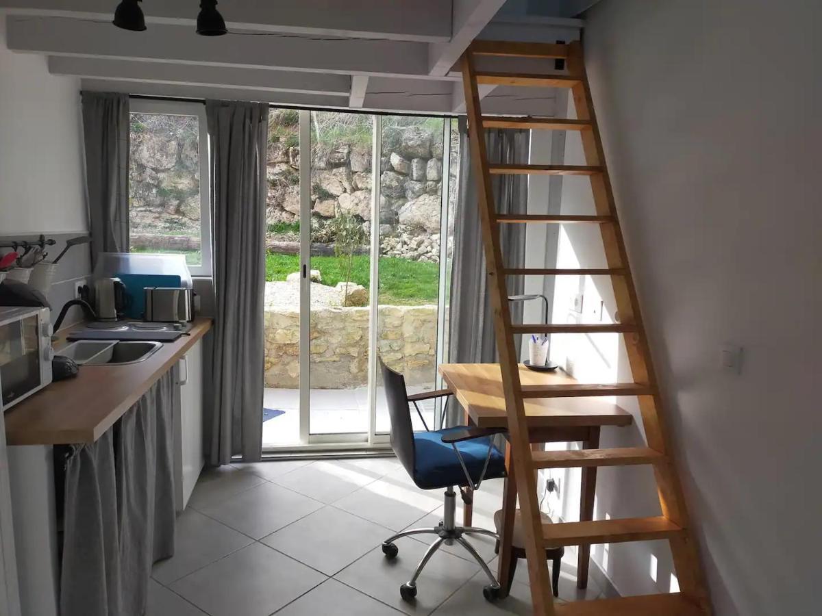 Logement entier dans village calme Guillerval Eksteriør billede
